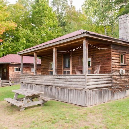 Mountain Lake Cottages Westmore Esterno foto