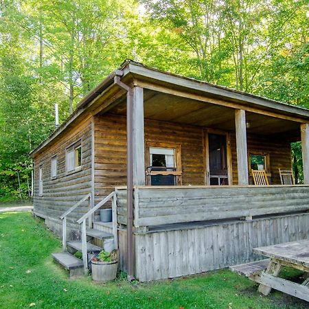 Mountain Lake Cottages Westmore Esterno foto