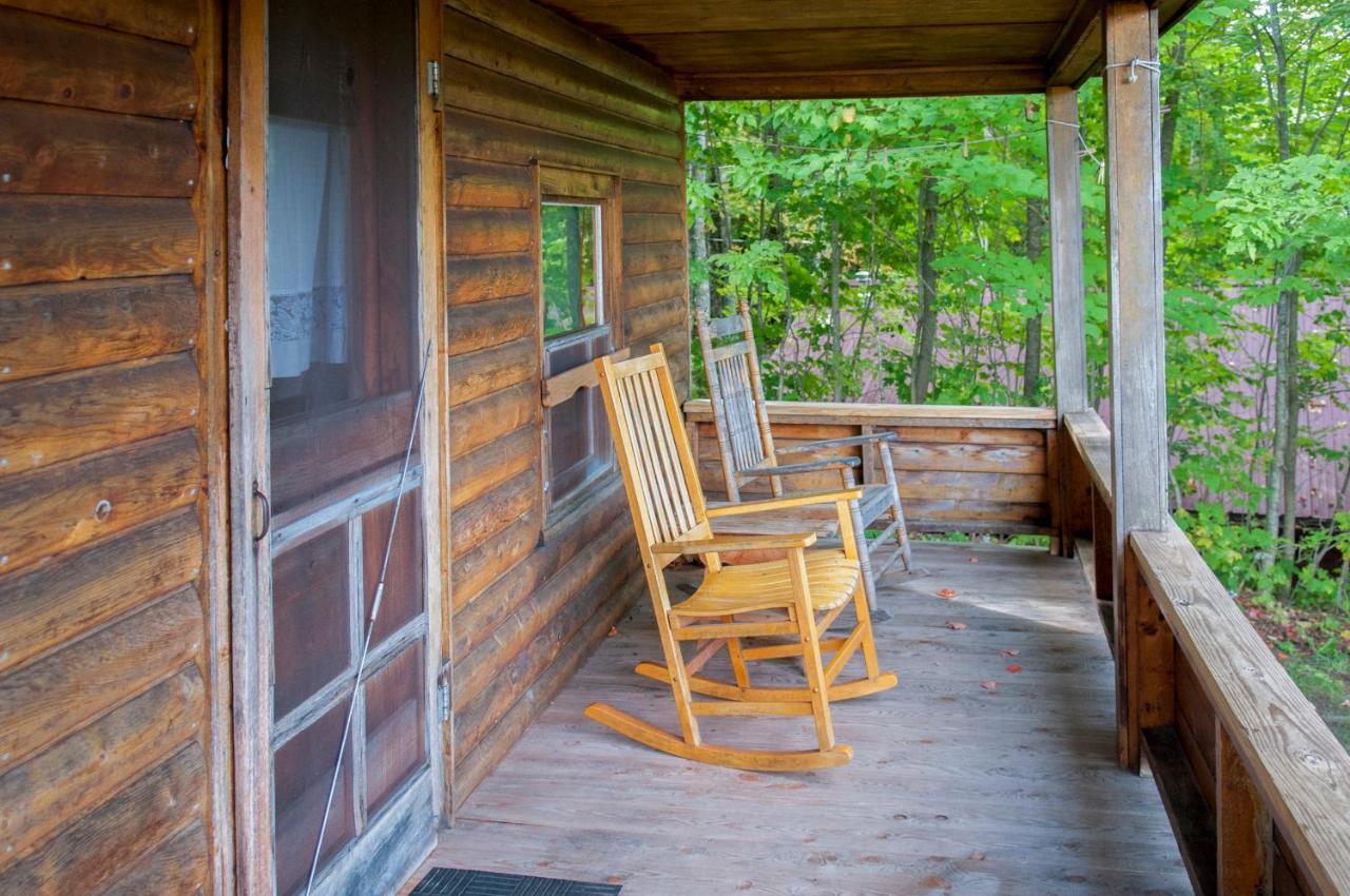 Mountain Lake Cottages Westmore Esterno foto