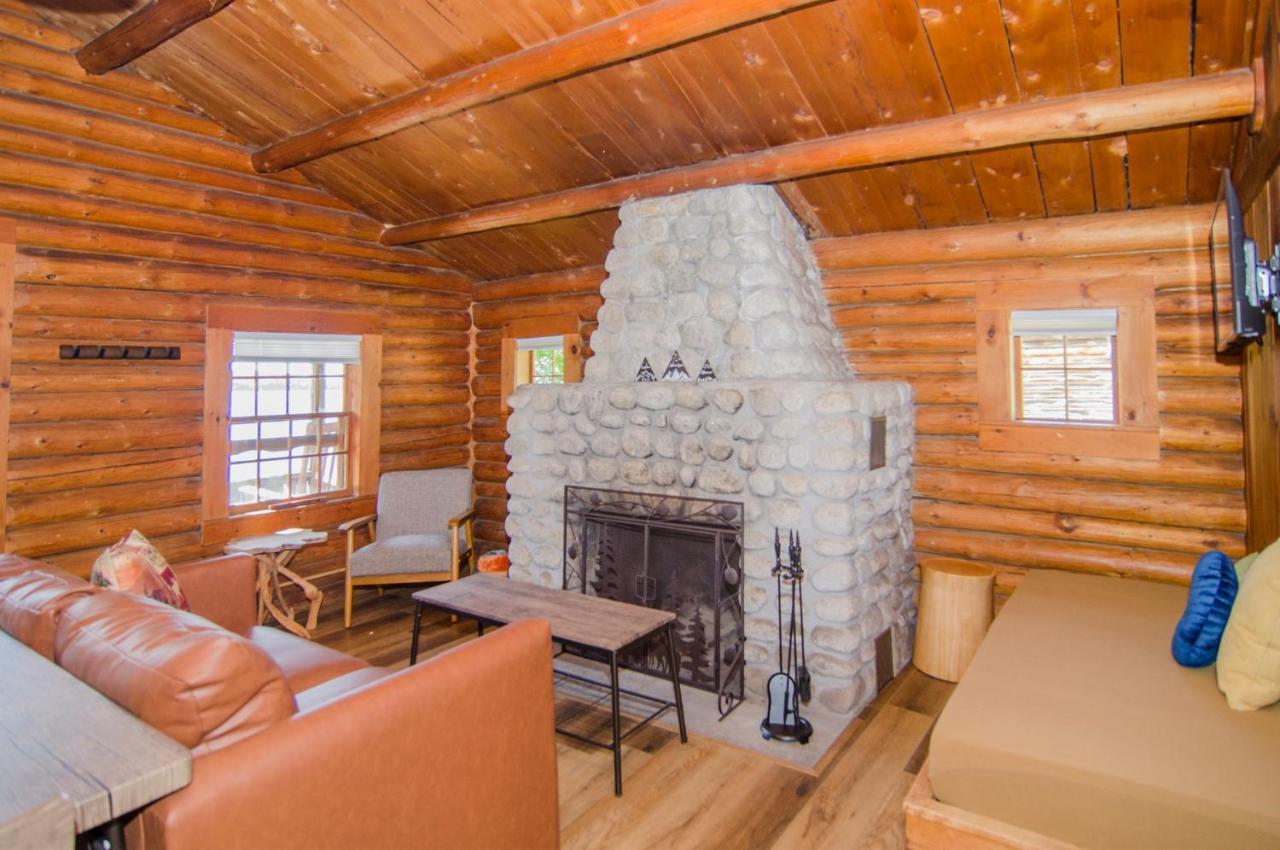 Mountain Lake Cottages Westmore Esterno foto