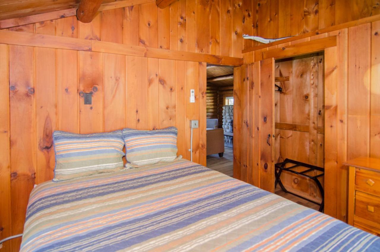 Mountain Lake Cottages Westmore Esterno foto
