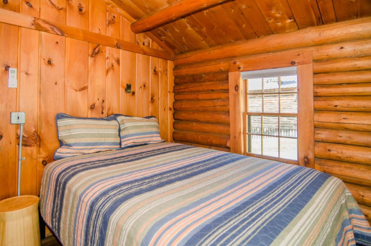 Mountain Lake Cottages Westmore Esterno foto