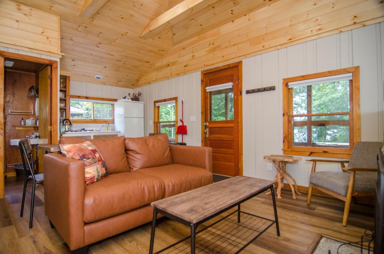 Mountain Lake Cottages Westmore Esterno foto