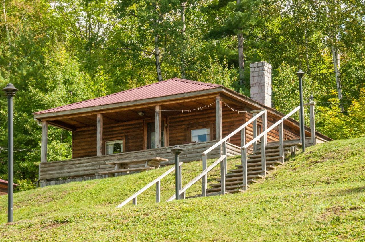 Mountain Lake Cottages Westmore Esterno foto