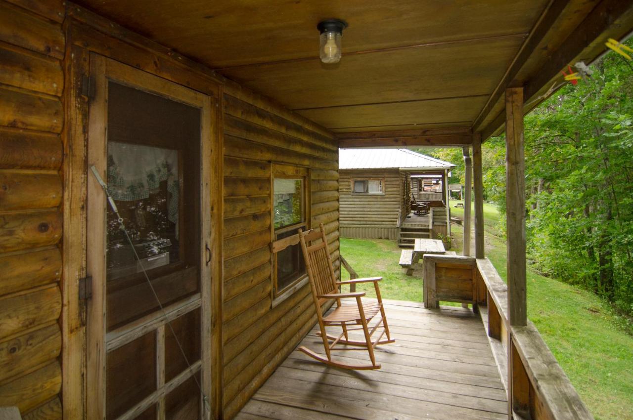 Mountain Lake Cottages Westmore Esterno foto