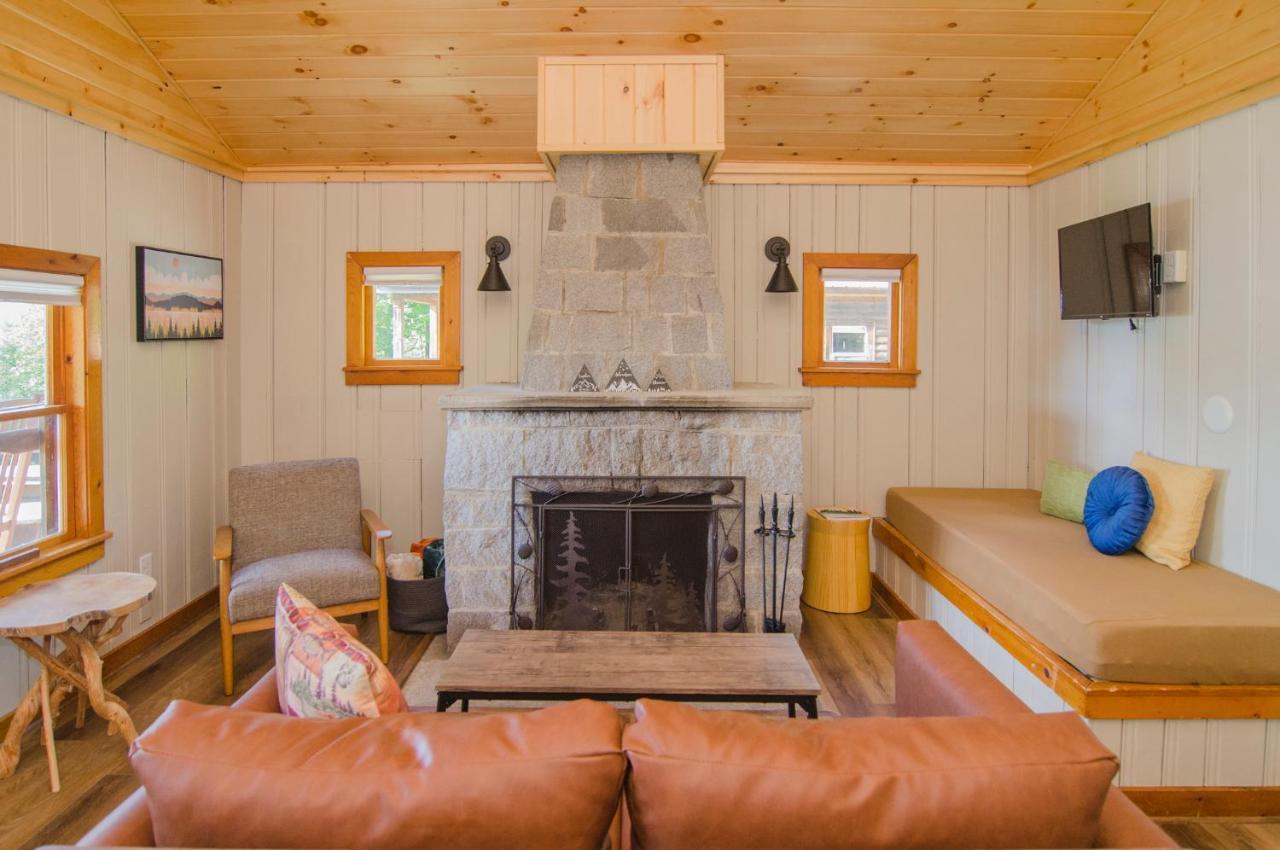 Mountain Lake Cottages Westmore Esterno foto