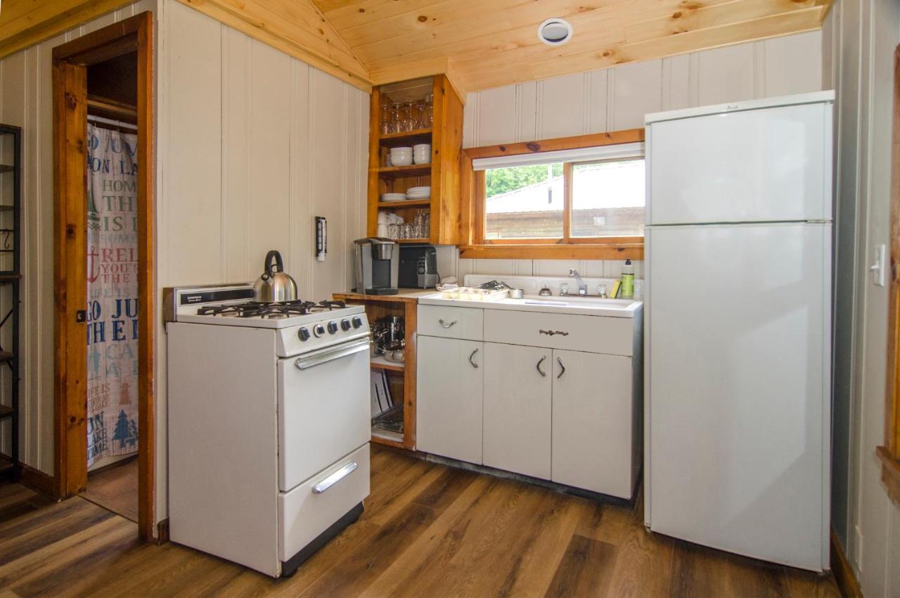 Mountain Lake Cottages Westmore Esterno foto